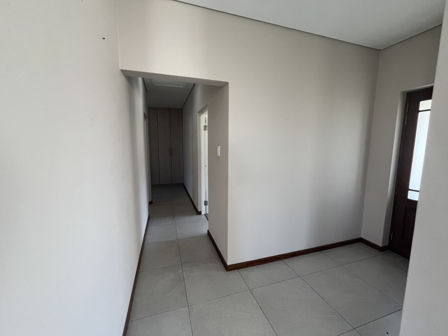 2 Bedroom Property for Sale in Heiderand Western Cape